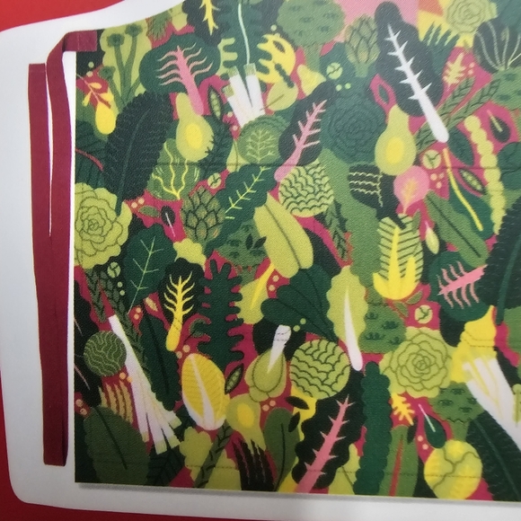 Blue Q Vegetable Greens Vegetarian Vegan Funny Themed Apron - Picture 8 of 11